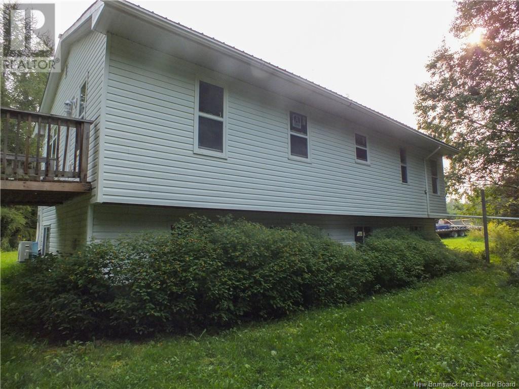 90 Weston Road, Weston, New Brunswick  E7K 1A2 - Photo 36 - NB117378