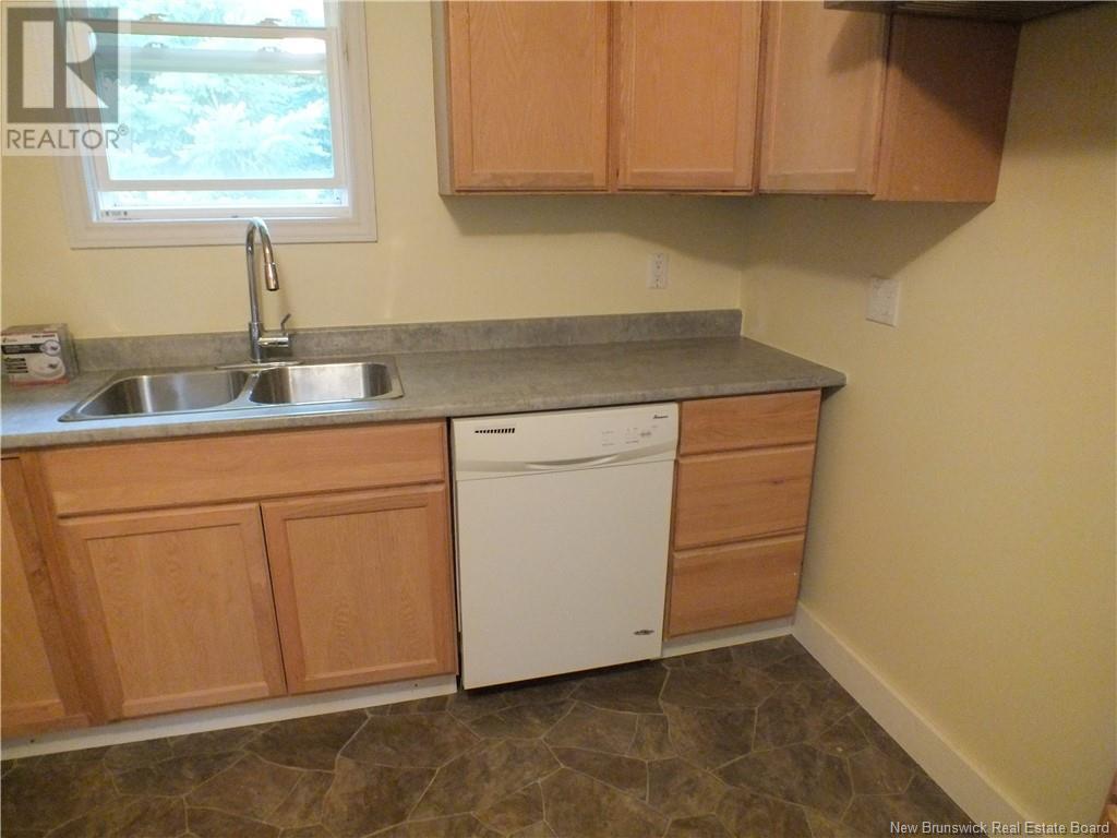 90 Weston Road, Weston, New Brunswick  E7K 1A2 - Photo 6 - NB117378