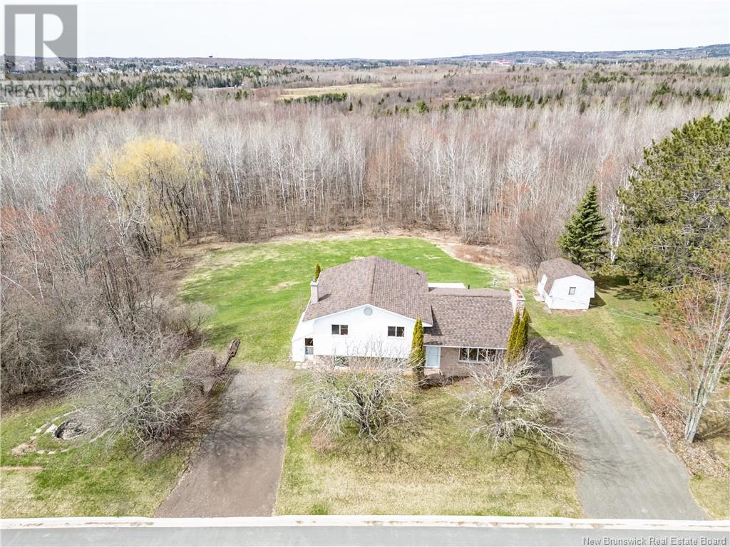 834 Mapleton Road, Moncton, New Brunswick  E1G 2K7 - Photo 9 - NB114849