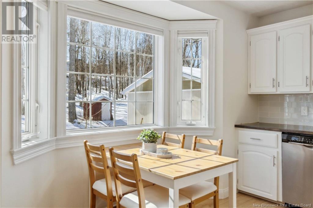 1494 Woodstock Road, Fredericton, New Brunswick  E3C 1P3 - Photo 10 - NB117041