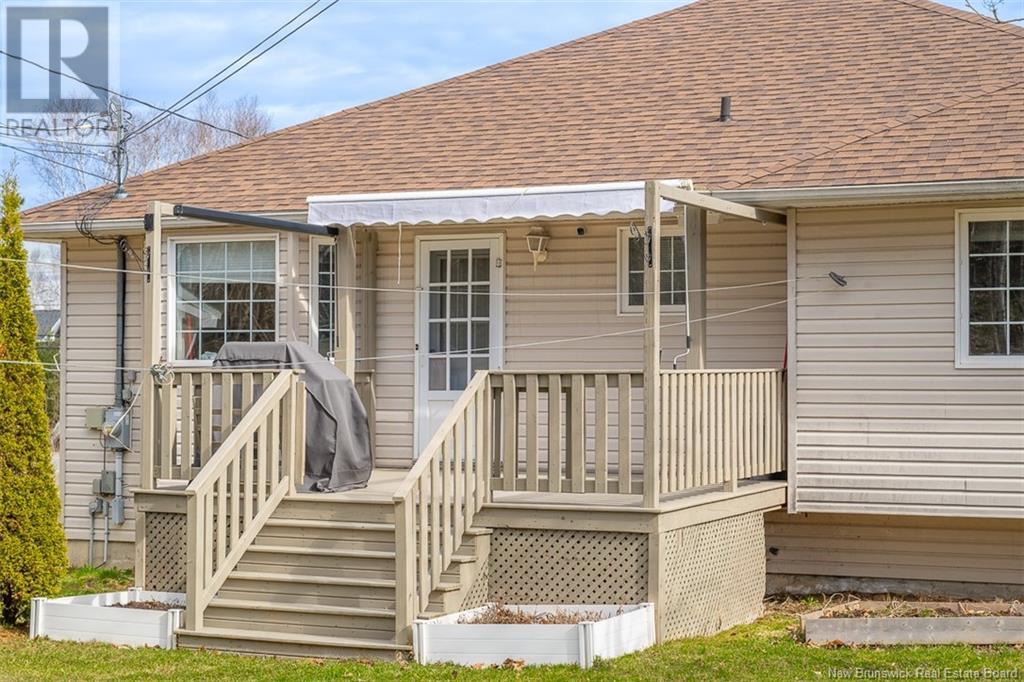 1494 Woodstock Road, Fredericton, New Brunswick  E3C 1P3 - Photo 49 - NB117041