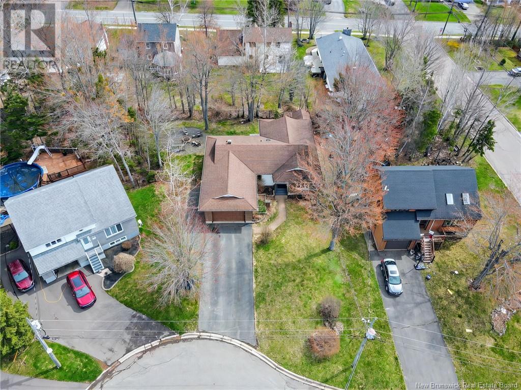 764 Papineau Court, Dieppe, New Brunswick  E1A 6G6 - Photo 12 - NB117120