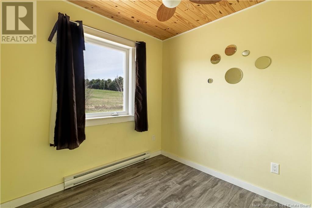 100 Washademoak Lane, Cambridge-Narrows, New Brunswick  E4C 4G9 - Photo 5 - NB117056