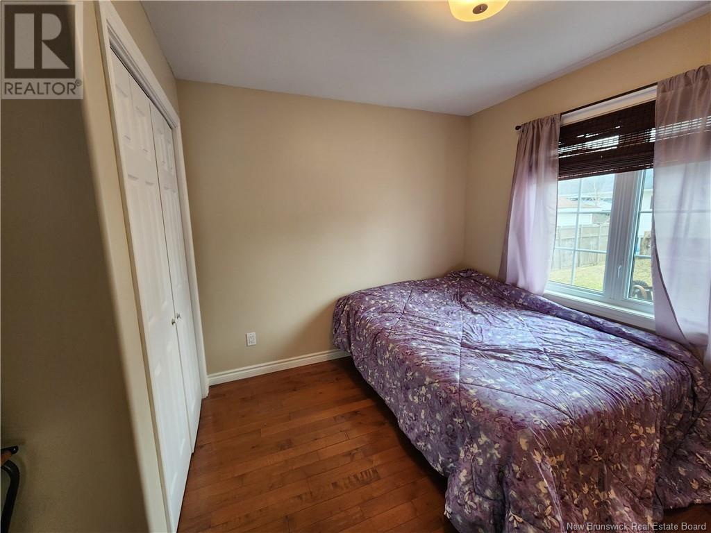 875 Roussy, Bathurst, New Brunswick  E2A 4W5 - Photo 13 - NB117384