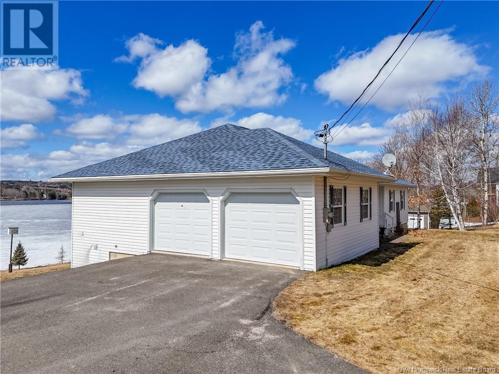 12 Hammond Hill Court, Upper Kingsclear, New Brunswick  E3E 0G8 - Photo 2 - NB115026