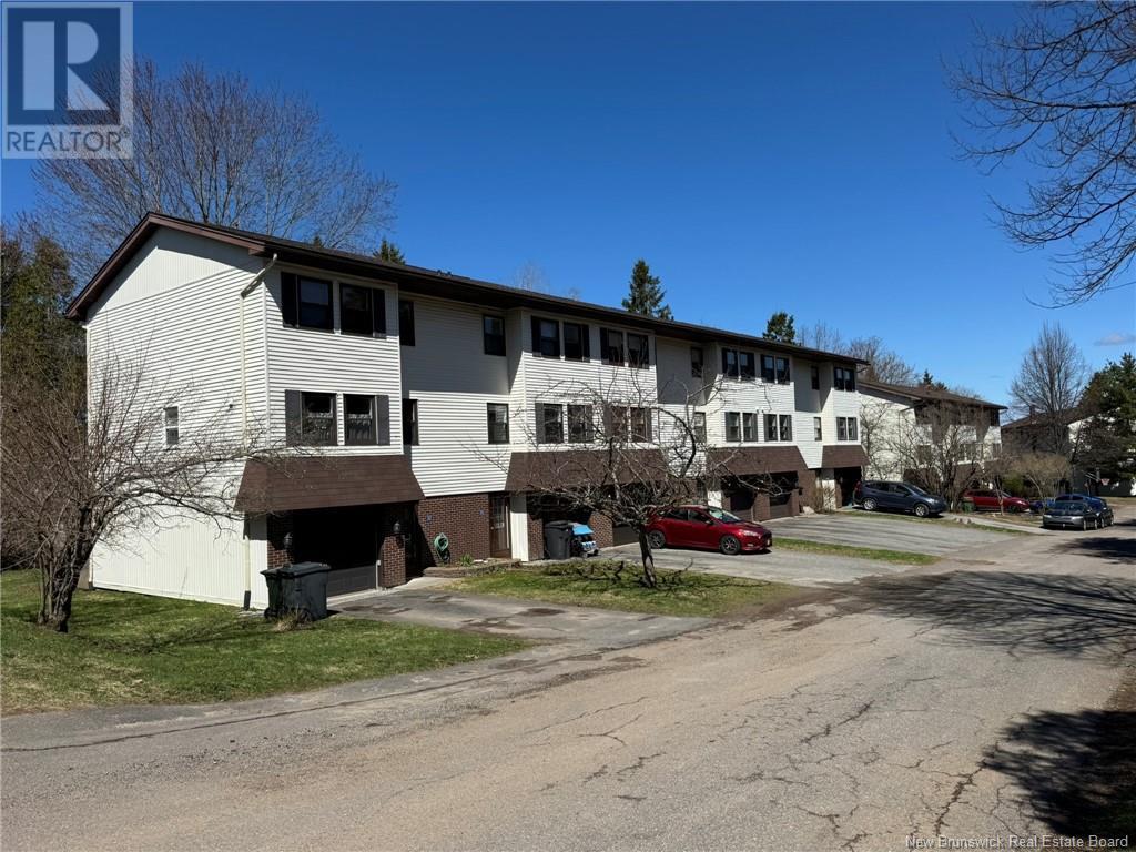 30 Shadow Hill Court, Rothesay, New Brunswick  E2E 3M3 - Photo 3 - NB117090