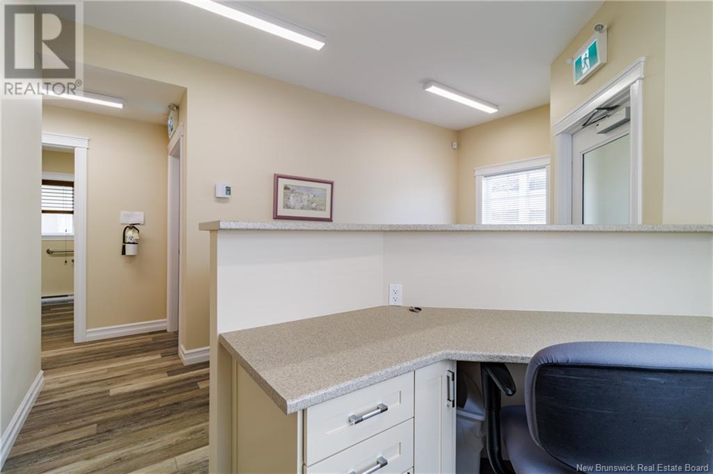 562 Brunswick Street, Fredericton, New Brunswick  E3B 1H5 - Photo 11 - NB116868