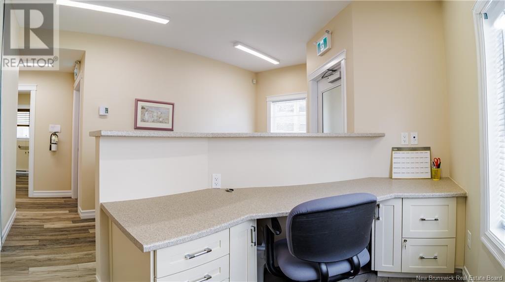 562 Brunswick Street, Fredericton, New Brunswick  E3B 1H5 - Photo 12 - NB116868