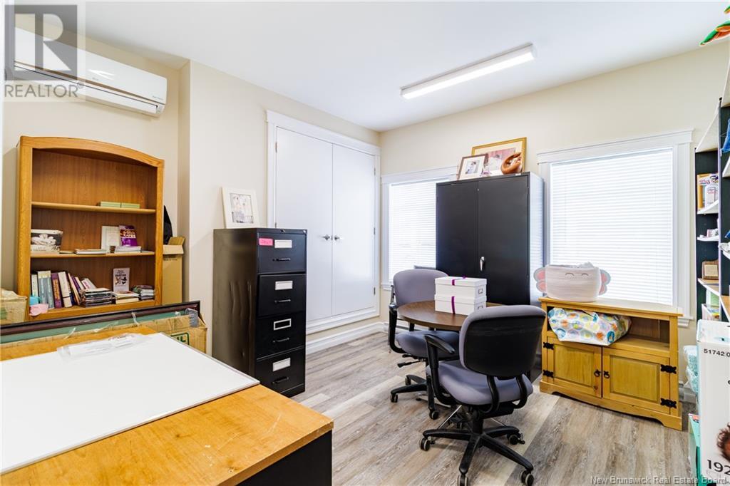 562 Brunswick Street, Fredericton, New Brunswick  E3B 1H5 - Photo 13 - NB116868
