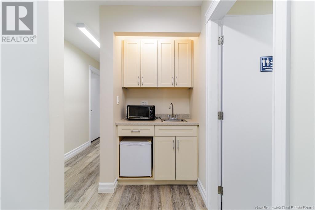 562 Brunswick Street, Fredericton, New Brunswick  E3B 1H5 - Photo 19 - NB116868