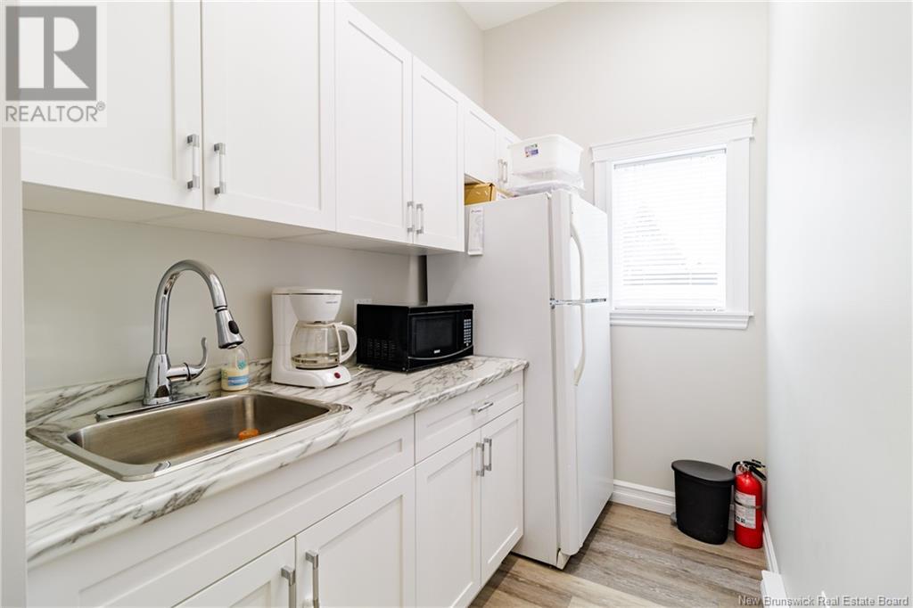 562 Brunswick Street, Fredericton, New Brunswick  E3B 1H5 - Photo 38 - NB116868