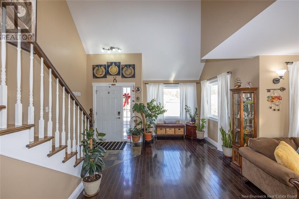 16 Howe Crescent, Oromocto, New Brunswick  E2V 4M5 - Photo 11 - NB117479