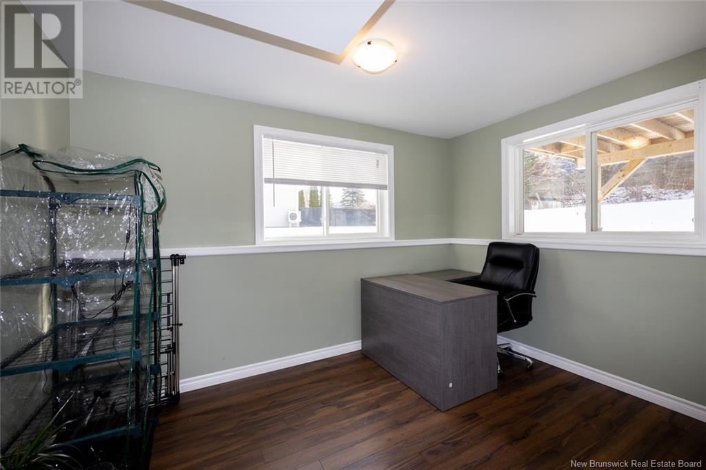 16 Howe Crescent, Oromocto, New Brunswick  E2V 4M5 - Photo 31 - NB117479