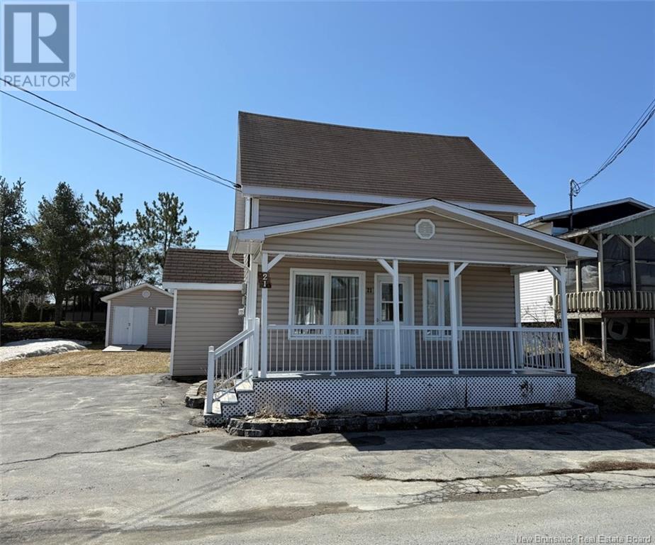 21 Lynch Street, Saint-Quentin, New Brunswick