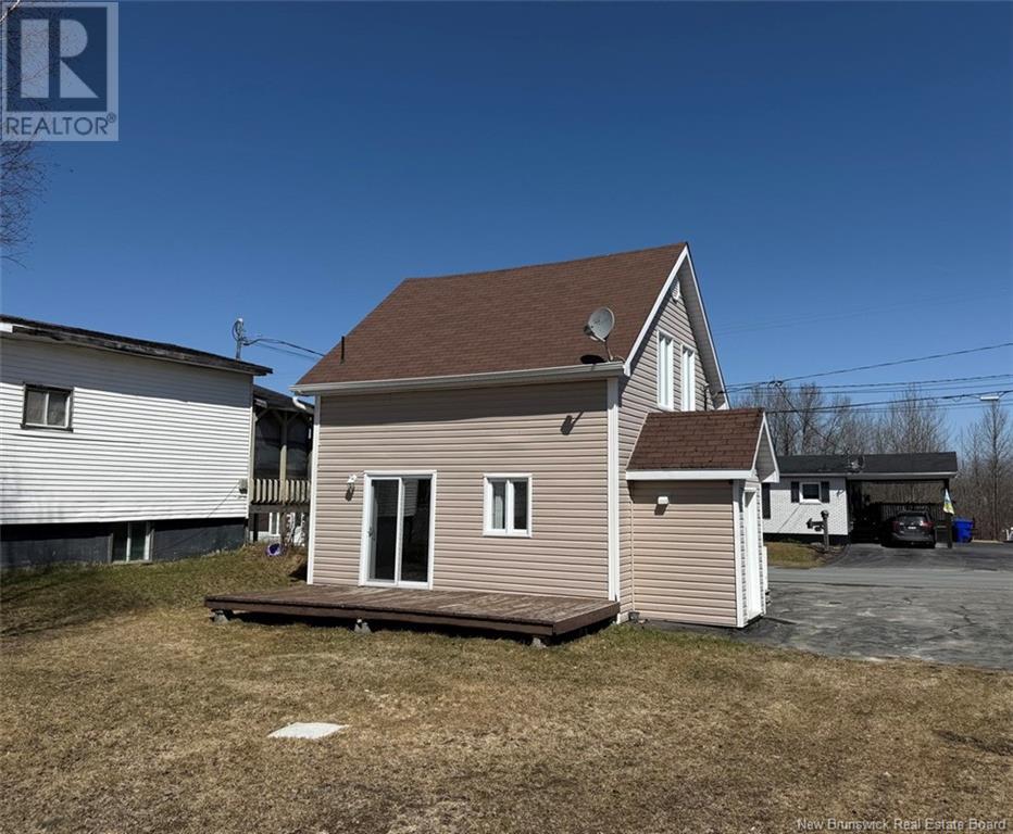 21 Lynch Street, Saint-Quentin, New Brunswick  E8A 1T4 - Photo 10 - NB117279
