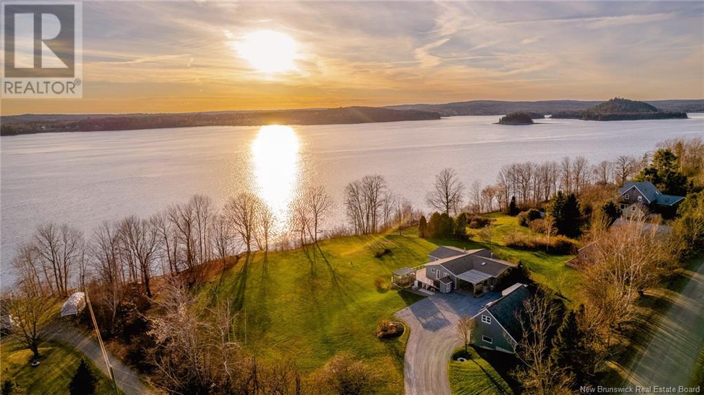 210 Hills Point Road, Oak Bay, New Brunswick