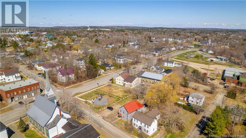 25 Pleasant Street, Milltown, New Brunswick  E3L 1A3 - Photo 12 - NB117112