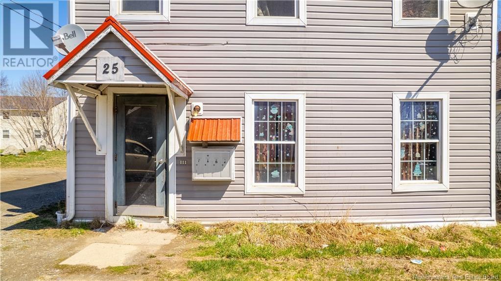 25 Pleasant Street, Milltown, New Brunswick  E3L 1A3 - Photo 2 - NB117112