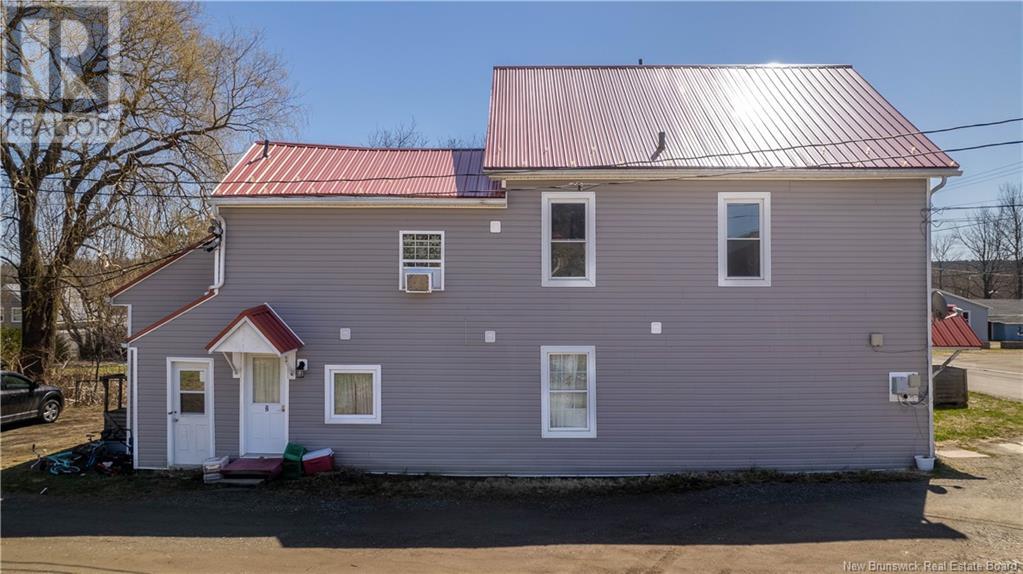 25 Pleasant Street, Milltown, New Brunswick  E3L 1A3 - Photo 7 - NB117112