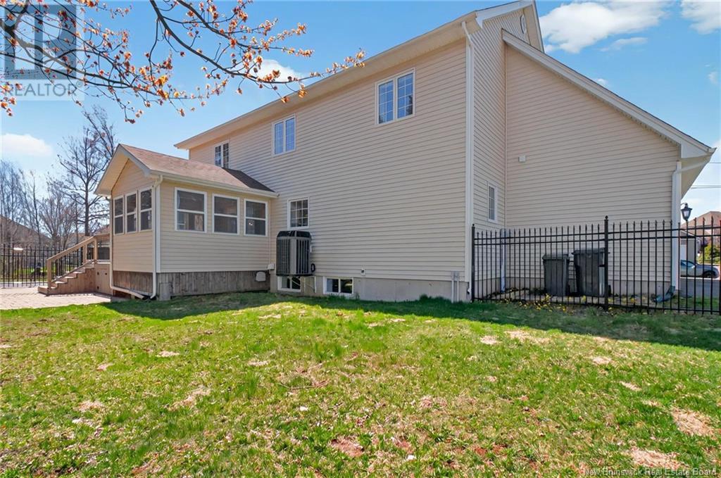 64 Arsène Street, Dieppe, New Brunswick  E1A 0A7 - Photo 3 - NB116215