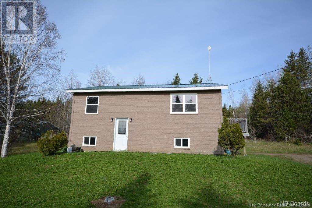 23 580 Route, Windsor, New Brunswick  E7L 4M3 - Photo 2 - NB117459