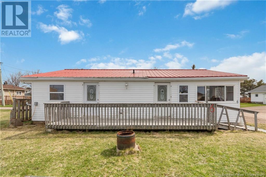 6 De La Rose Avenue, Cap Bimet, New Brunswick  E4P 7E6 - Photo 2 - NB117410