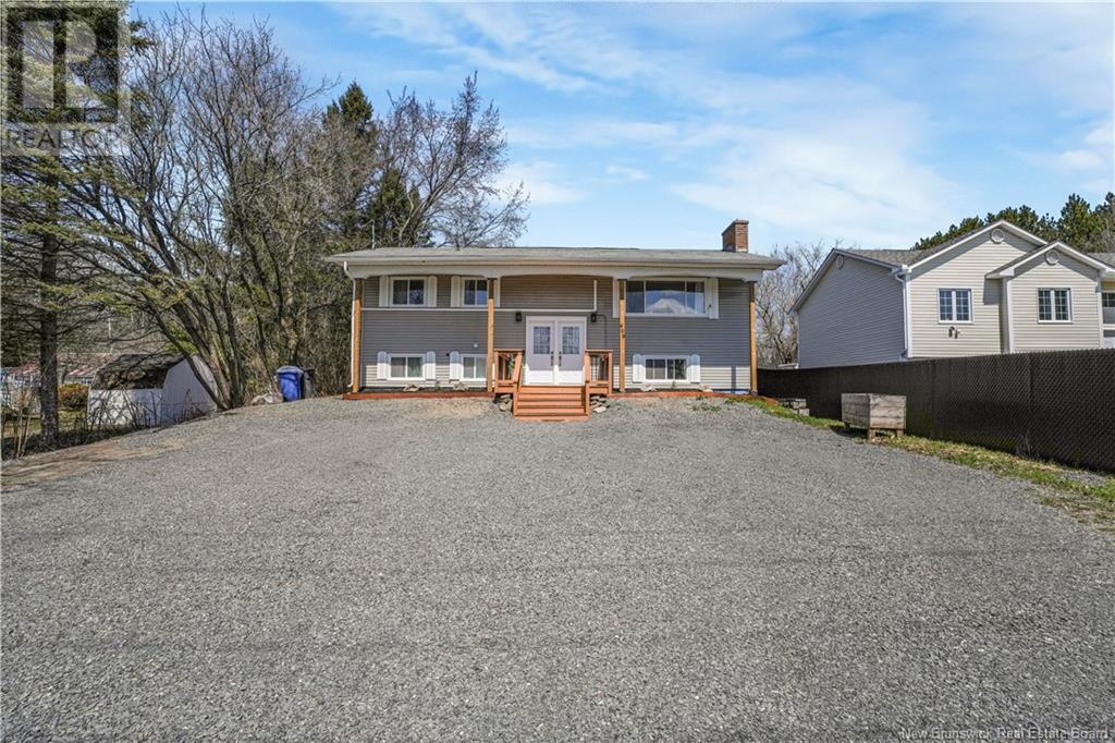 409 Canada Street, Fredericton, New Brunswick  E3A 4A5 - Photo 2 - NB117387