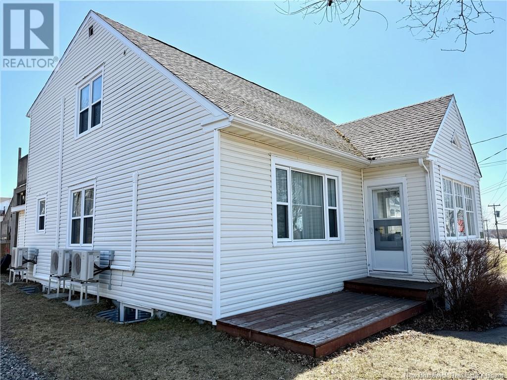 310 Boul. St-Pierre Ouest, Caraquet, New Brunswick