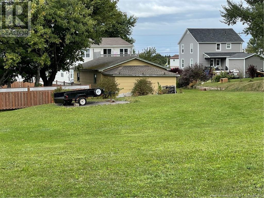 310 Boul. St-Pierre Ouest, Caraquet, New Brunswick  E1W 1A3 - Photo 40 - NB117445