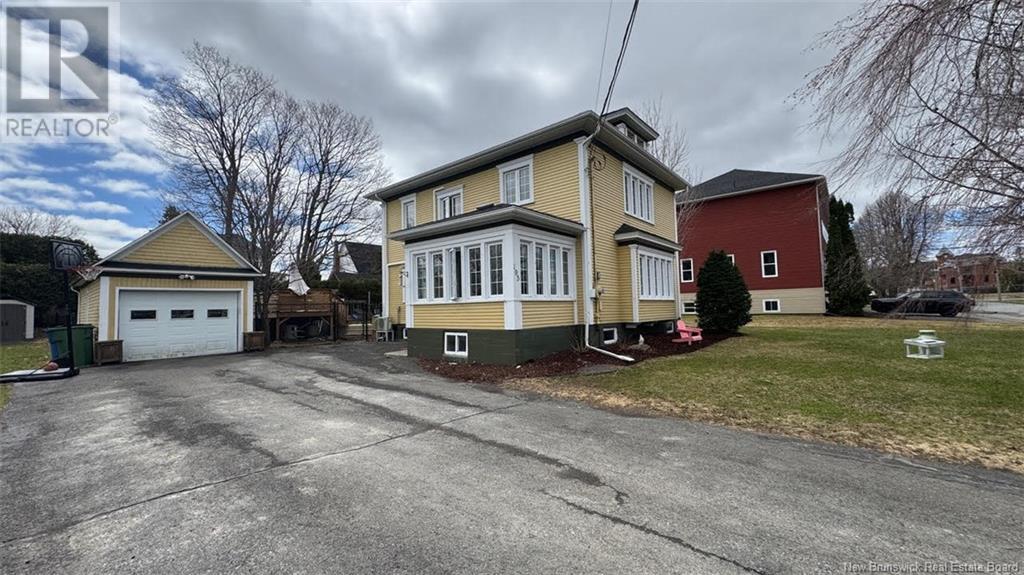 195 Sheriff Street, Grand-Sault/grand Falls, New Brunswick  E3Z 2Z8 - Photo 2 - NB117496