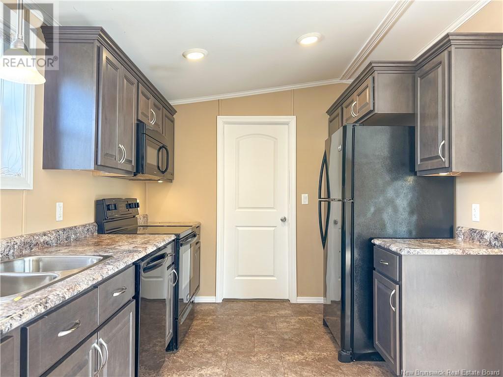 14 Ivory Court, Woodstock, New Brunswick  E7M 0G5 - Photo 6 - NB117515