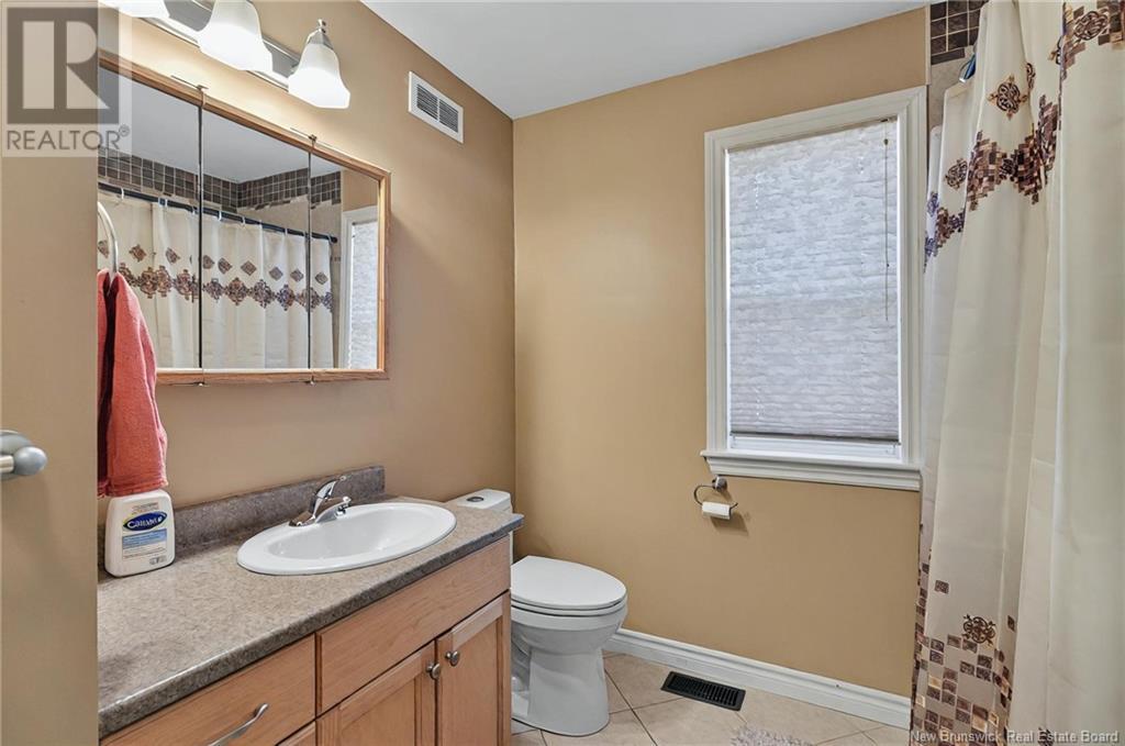 464 Evergreen Drive, Moncton, New Brunswick  E1G 0B3 - Photo 25 - NB117513