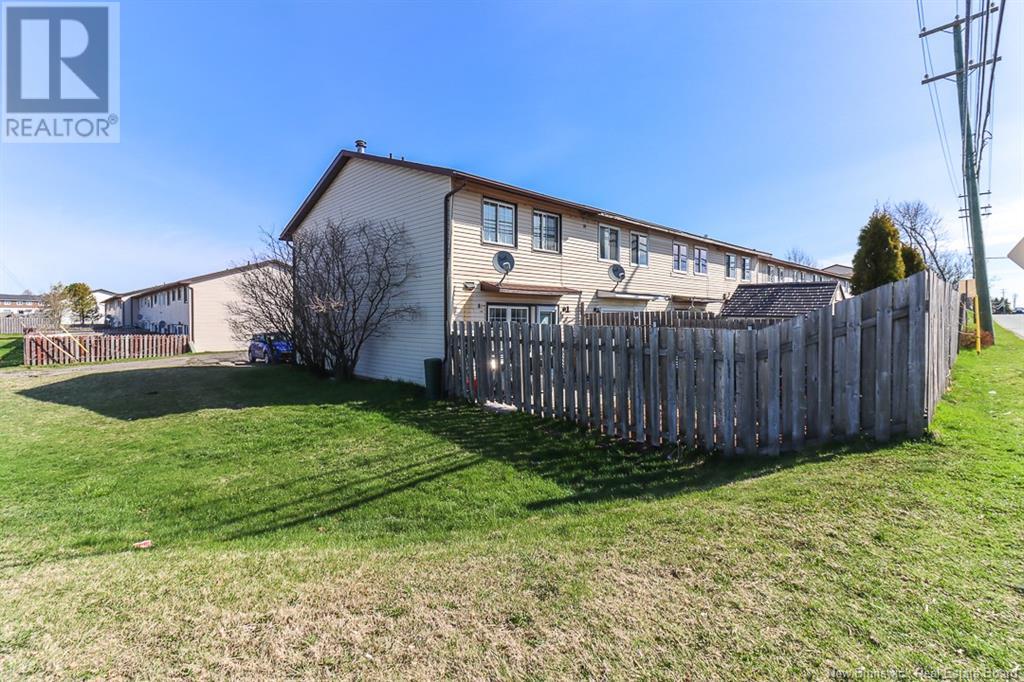 414 Highmeadow Drive, Saint John, New Brunswick  E2J 3V1 - Photo 4 - NB117470