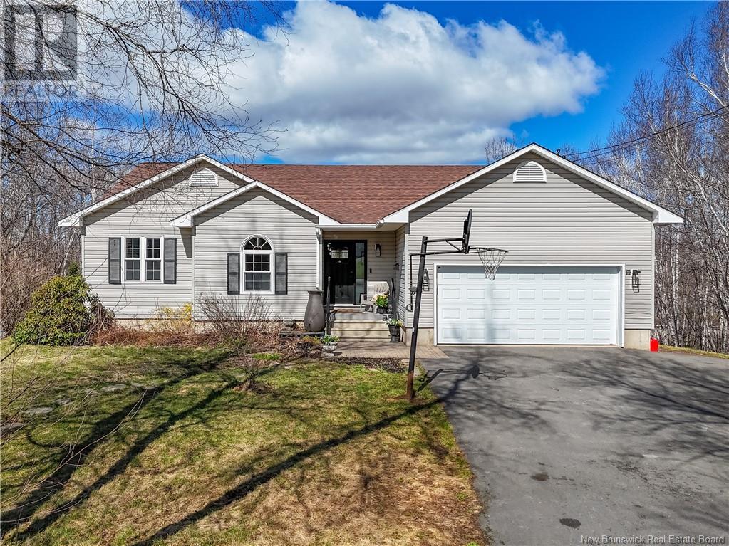 141 Jessica Street, Fredericton, New Brunswick  E3A 6S8 - Photo 3 - NB117498