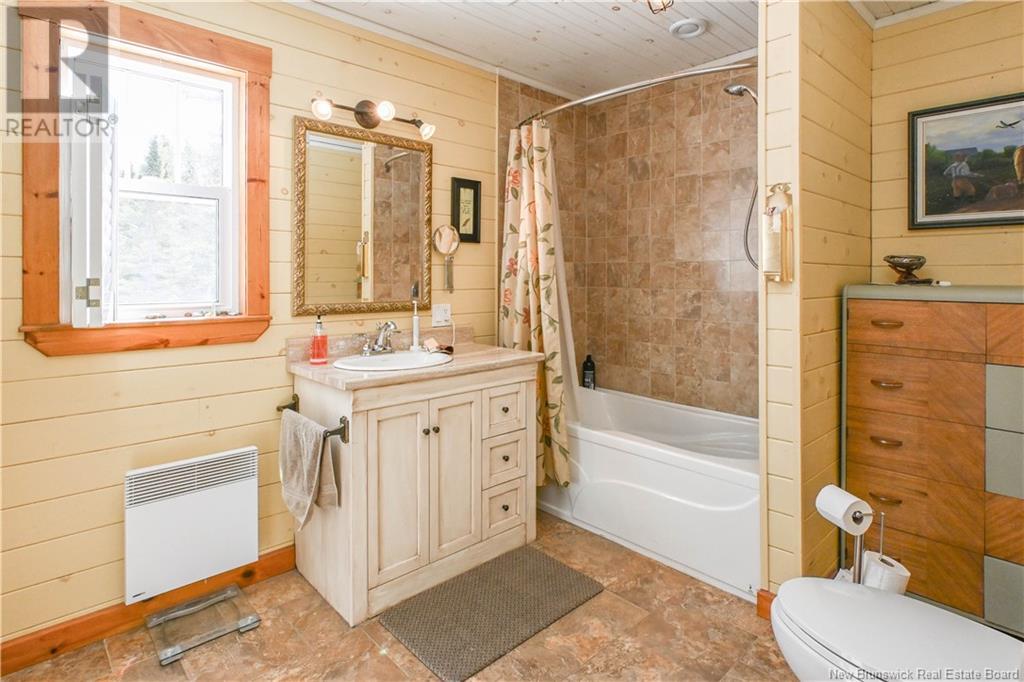 187 Saint-Simon Road, Caraquet, New Brunswick  E1W 1B3 - Photo 20 - NB117531