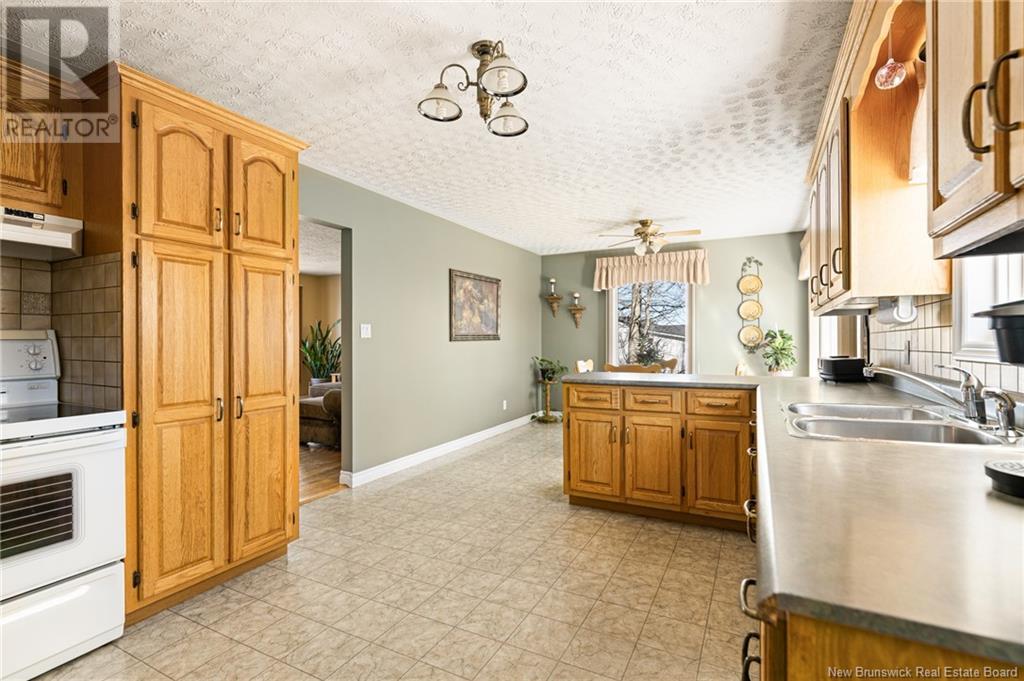 62 Parker Road, Scoudouc, New Brunswick  E4P 3P9 - Photo 11 - NB117549