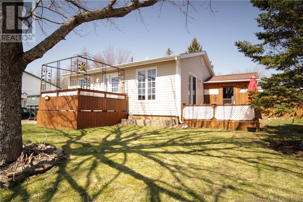 254 Westbrook Circle, Moncton, New Brunswick  E1E 2M1 - Photo 2 - NB117315