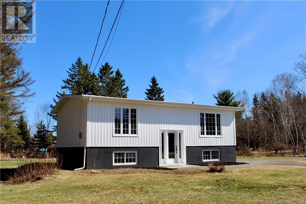 2939 North Tetagouche Road, Bathurst, New Brunswick