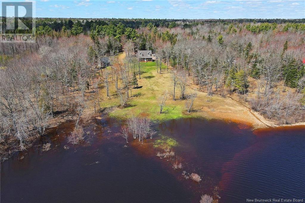 1276 Cox Point Road, Cumberland Bay, New Brunswick  E4A 2Z3 - Photo 3 - NB117494