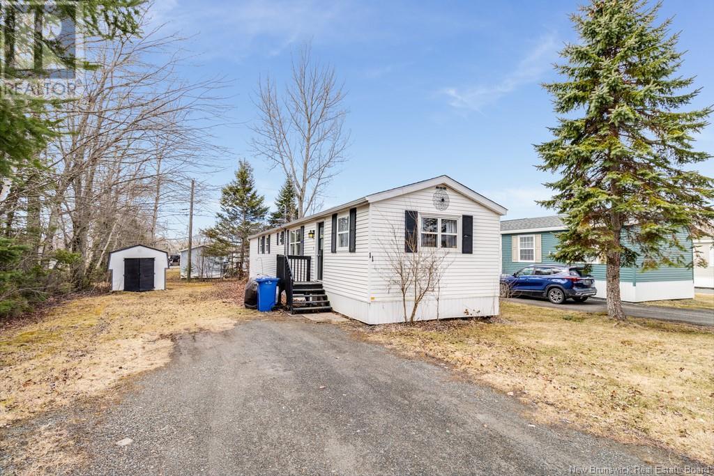 11 Hill Street, Lincoln, New Brunswick