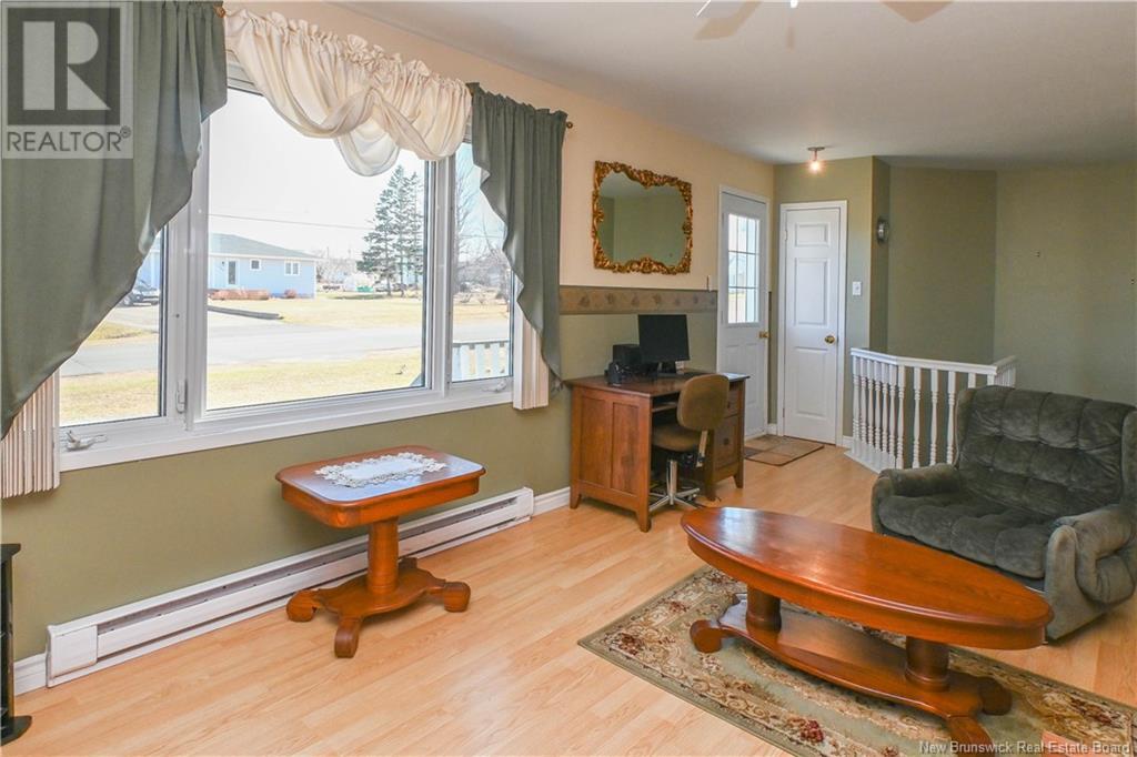 359 Rue De L'le Street, Caraquet, New Brunswick  E1W 1B5 - Photo 16 - NB117601