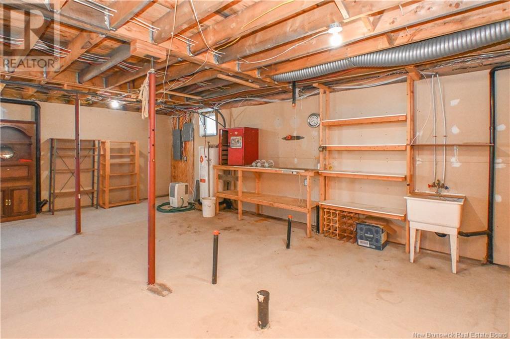 359 Rue De L'le Street, Caraquet, New Brunswick  E1W 1B5 - Photo 32 - NB117601