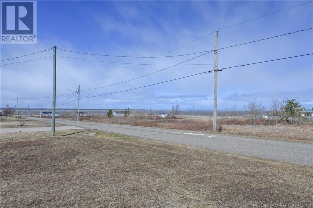 359 Rue De L'le Street, Caraquet, New Brunswick  E1W 1B5 - Photo 35 - NB117601