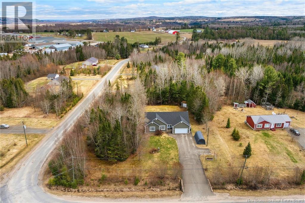 104 Ridgeview Drive, Keswick Ridge, New Brunswick  E6L 1R2 - Photo 2 - NB117386