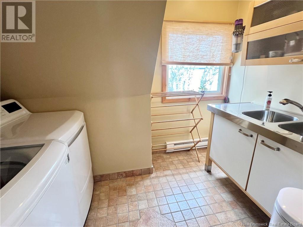 1900 Connemara Place, Bathurst, New Brunswick  E2A 4Y2 - Photo 29 - NB117597