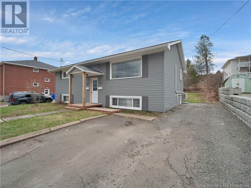 10-12 Wolfe Avenue, Moncton, New Brunswick  E1C 3Y1 - Photo 2 - NB117360