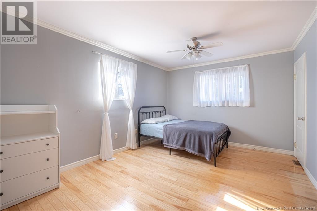 53 Madison, Moncton, New Brunswick  E1E 1R5 - Photo 13 - NB116859