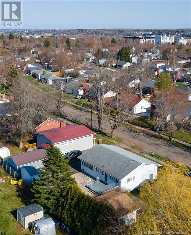 53 Madison, Moncton, New Brunswick  E1E 1R5 - Photo 35 - NB116859