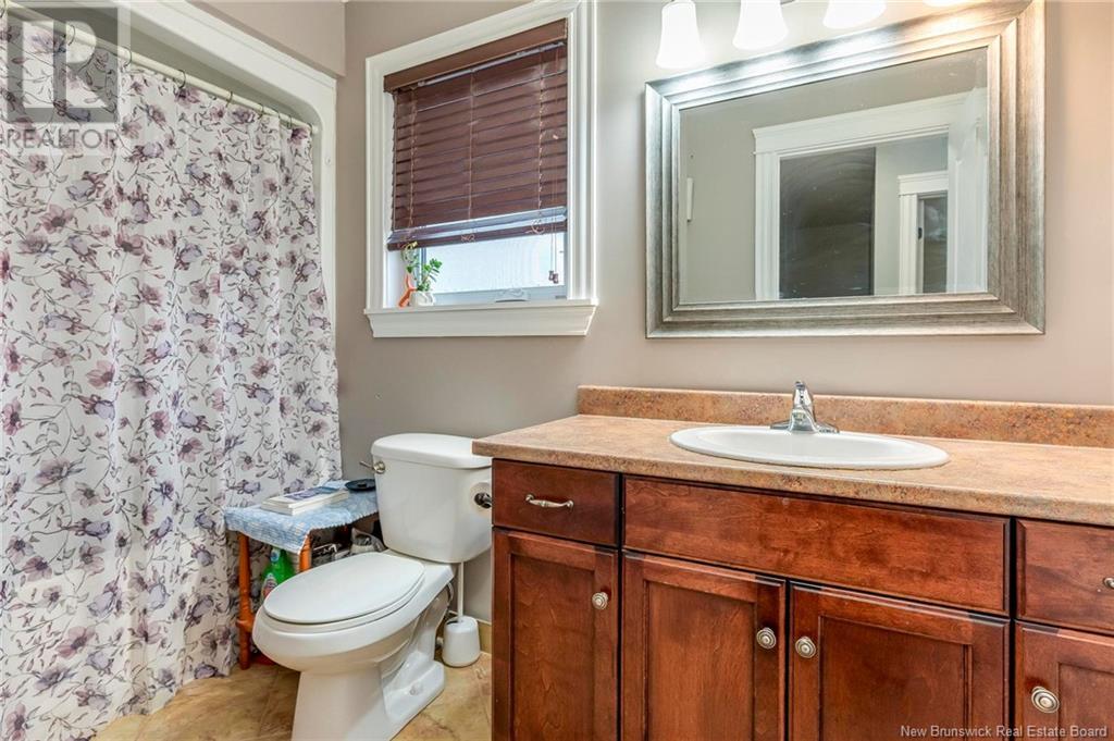 453 Twin Oaks Drive, Moncton, New Brunswick  E1G 0J2 - Photo 21 - NB115652