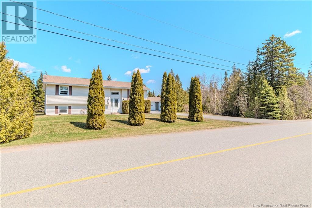 24 Anna Avenue, Rothesay, New Brunswick  E2S 1A3 - Photo 3 - NB117664